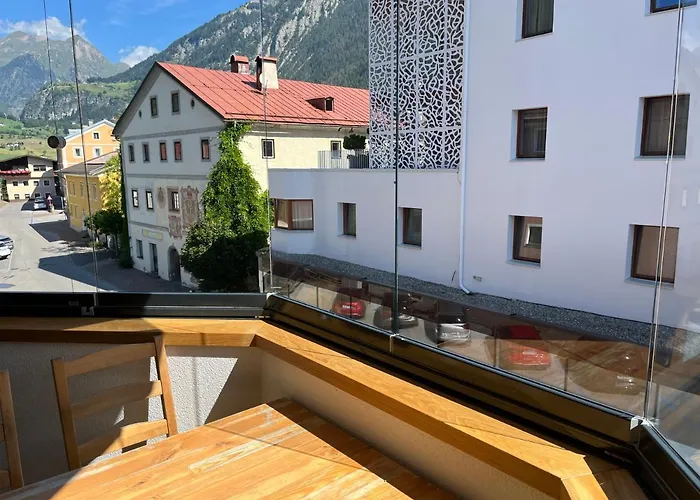 Mit Wunderschöner Bergkulisse Apartment